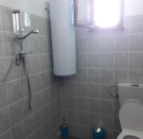بنسيون Chuchi Guest House 1