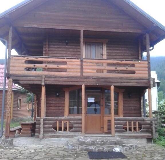 بنسيون Cottage U Yaremy Mykulychyn