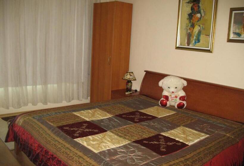 بنسيون Guest House Slivek