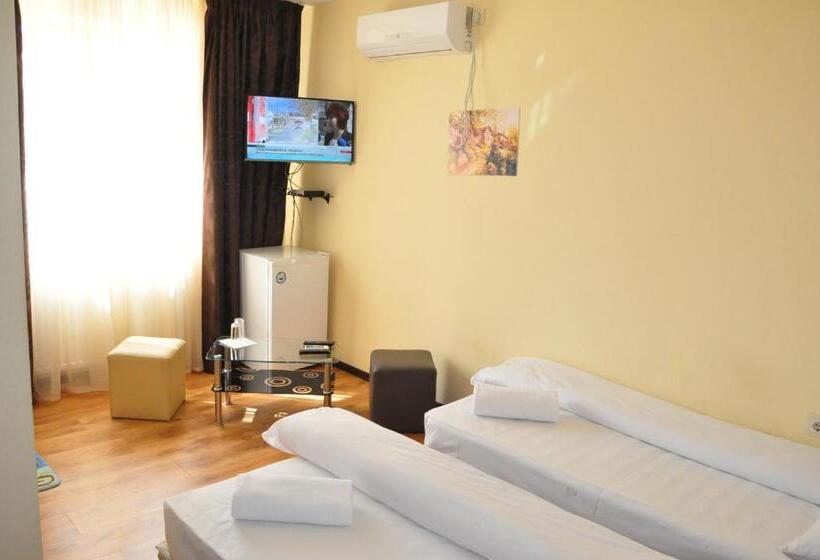 펜션 Guest Rooms Simona