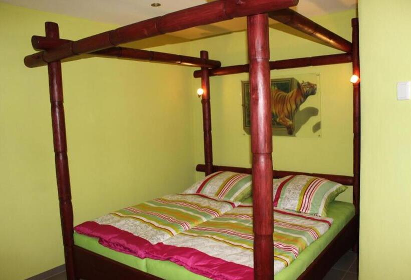 Пансион L&l Skaters Home