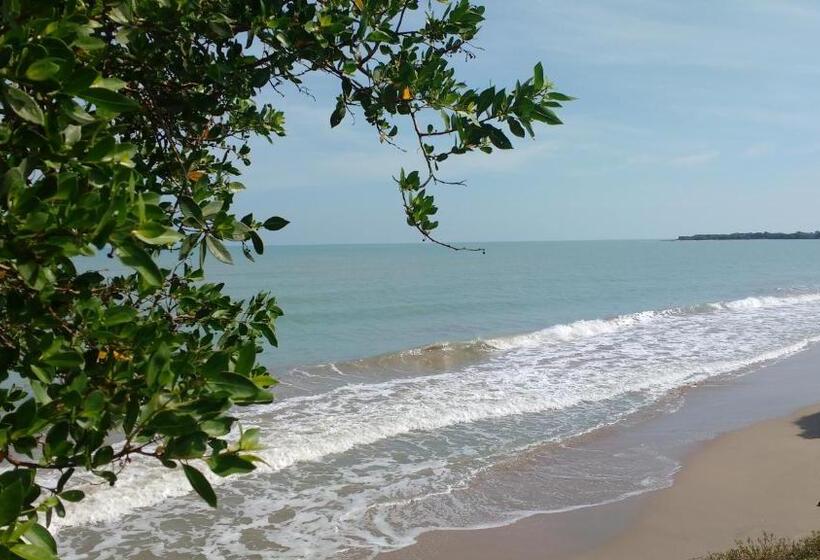 پانسیون Playa Kai Glamping