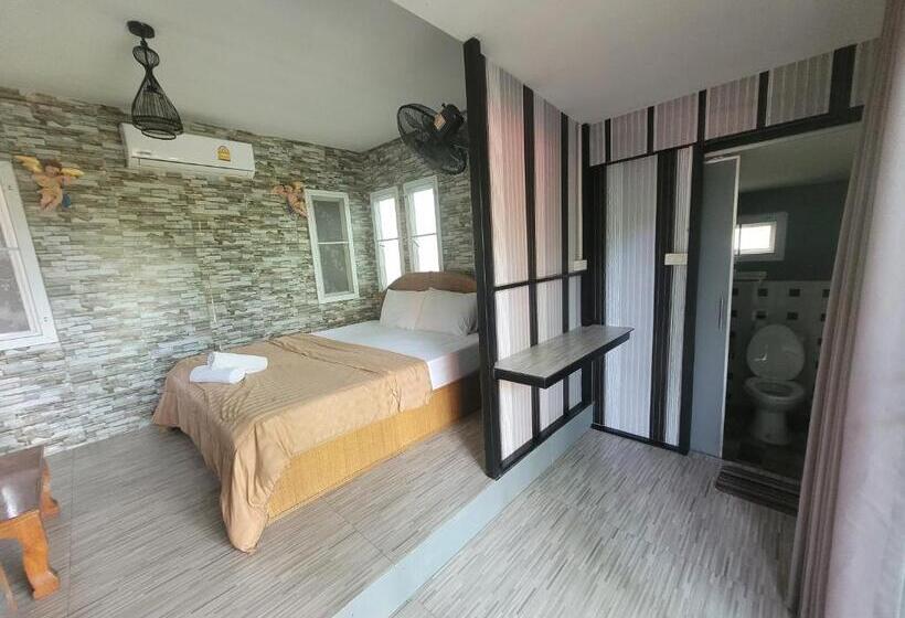 פנסיון Sawan Srang Nang Kaew