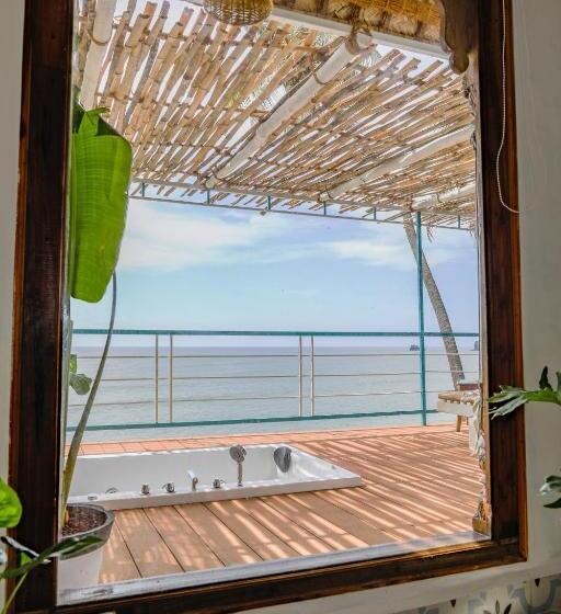منتجع The Cape Goa