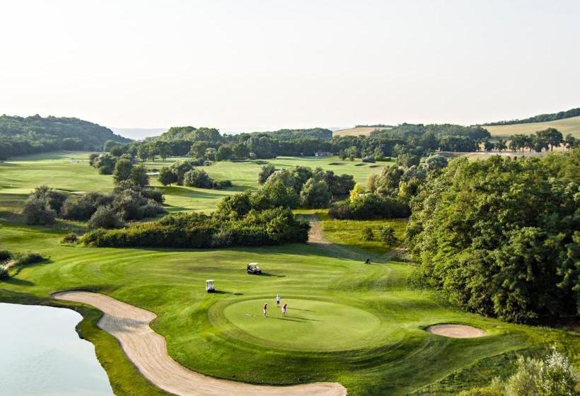 צימר Pannónia Golf & Country Club