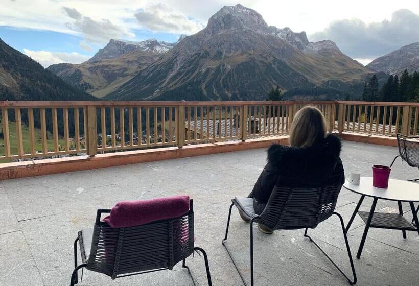 مبيت وإفطار Skilodge Oberlech