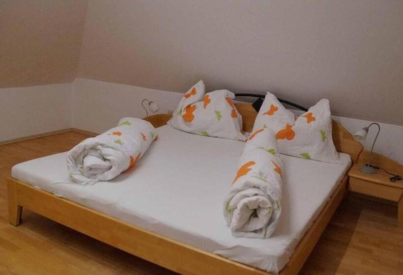 민박 Weinbau Und Gästezimmer Pammer