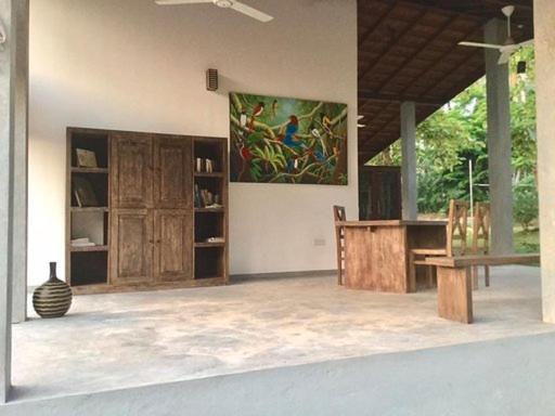 ホテル Ambarella Lodge   Katunayake