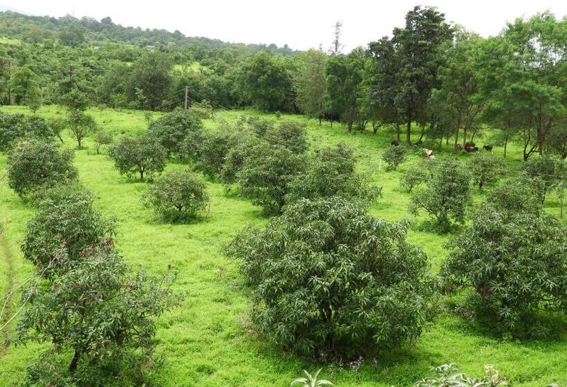 فندق Dirghayu Farms Agri Resort Pvt Ltd
