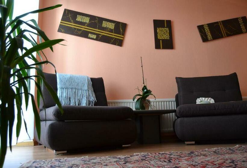 ホテル Garni Fluela Susch