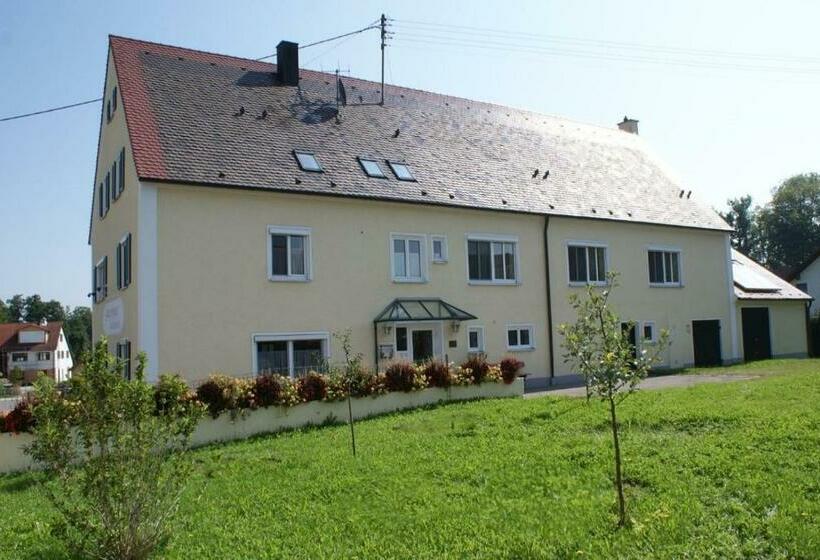 Отель Gästehaus Schlossbräu