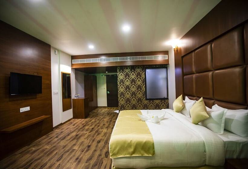 Отель Jalashray Resort