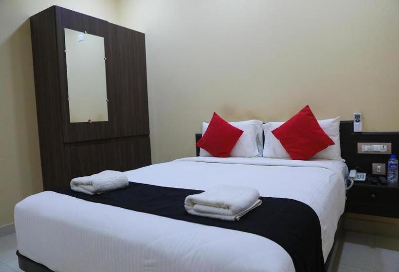 호텔 Kalpana Residency