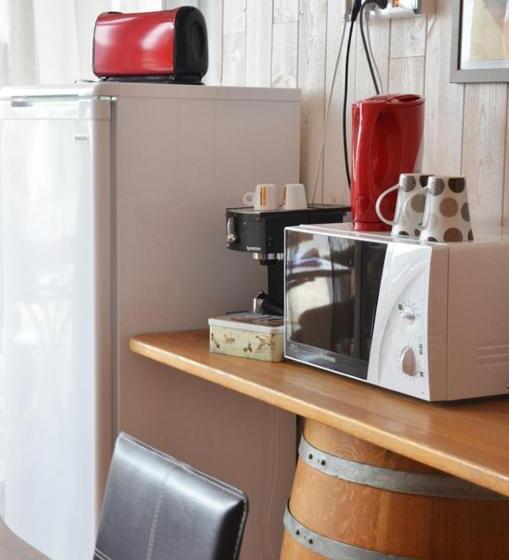 تختخواب و صبحانه La Petite Ferme