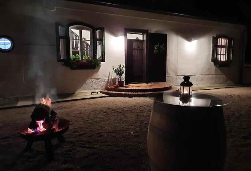 ベッドアンドブレックファースト Landsitz Oberhof Petit Hôtel
