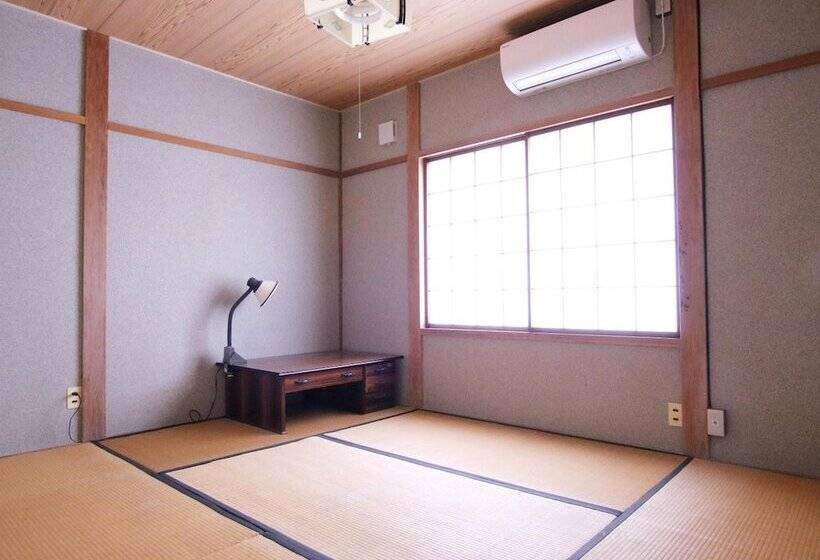 Guesthouse Karikakko   Hostel