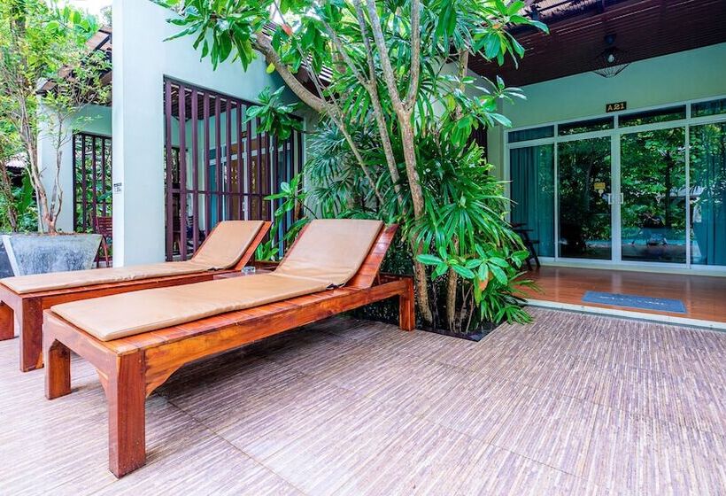 בית מלון כפרי Baan Klang Aow Beach Resort