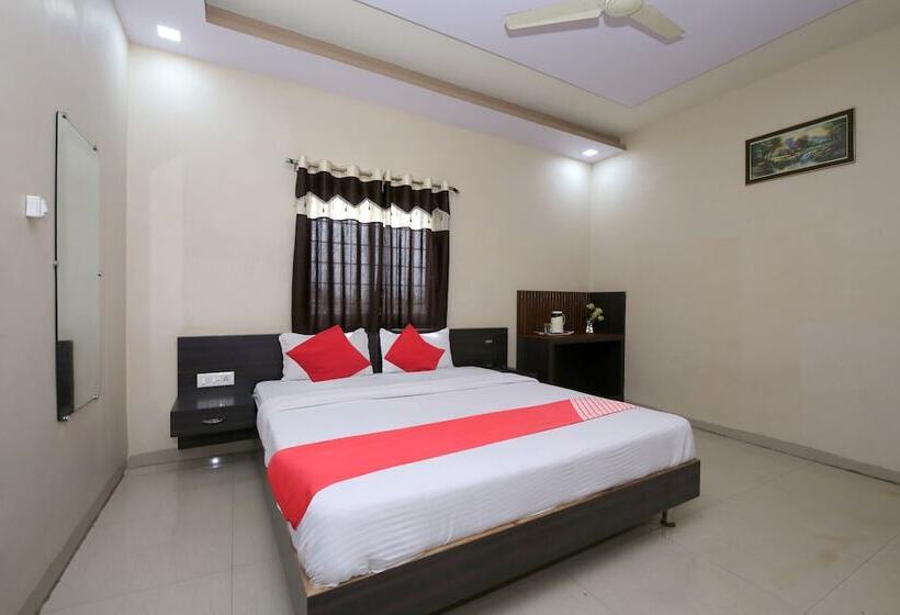ホテル Shree Uttam Palace Katni