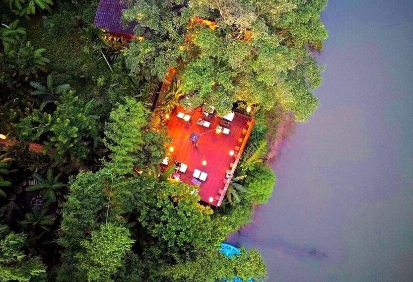 هتل Springriver Resort