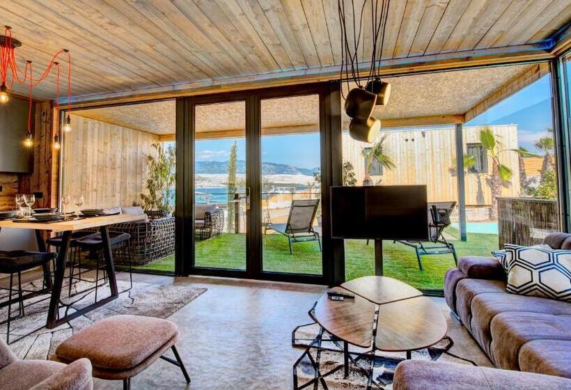 Noa Glamping Resort