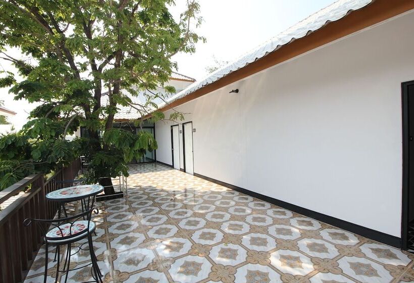 Nonghan Grand Hotel And Resort