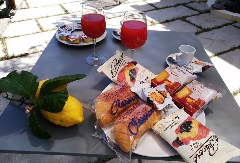 ペンション Lemons & Sun Apartment