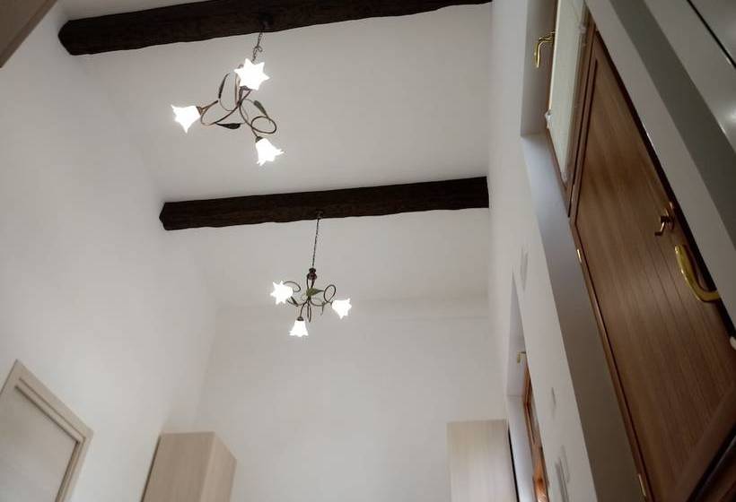 ペンション Lemons & Sun Apartment