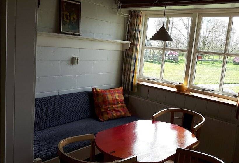 渡假胜地  Recreatiebedrijf De Koevoet