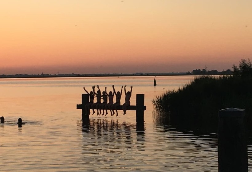 渡假胜地  Recreatiebedrijf De Koevoet