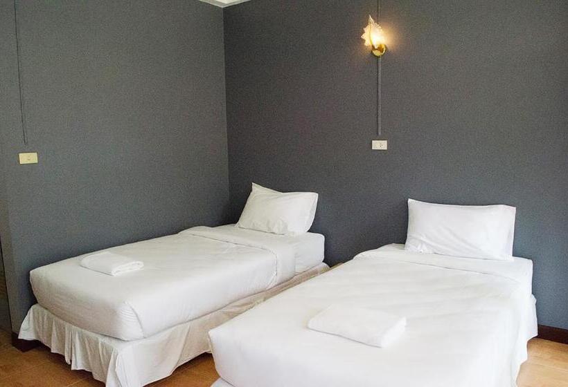 בית מלון כפרי Ban Krut Resort