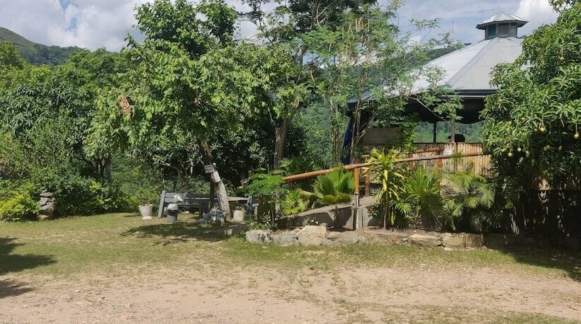 فندق Mountain Paradise Lodge