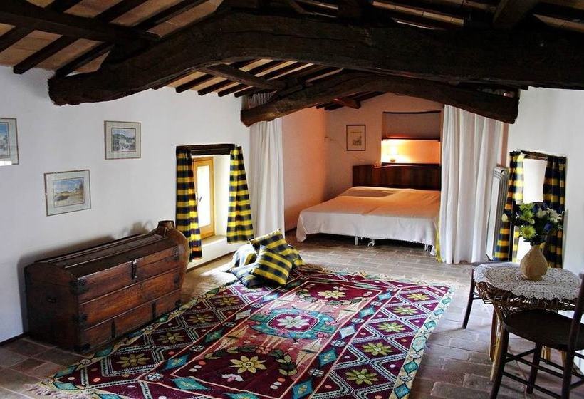 교외 호텔 Agriturismo Residenza Paradiso