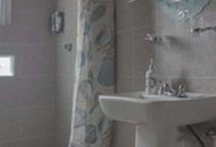 فندق Senda Monarca