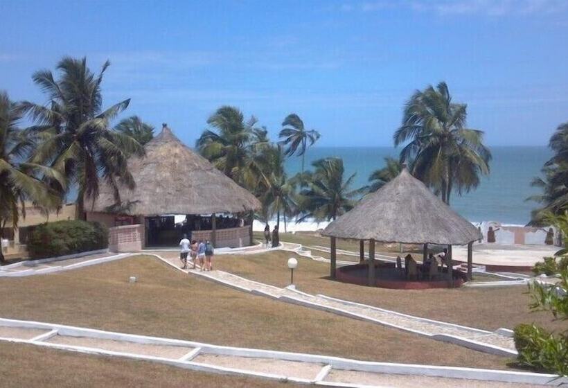 Отель Tills Beach