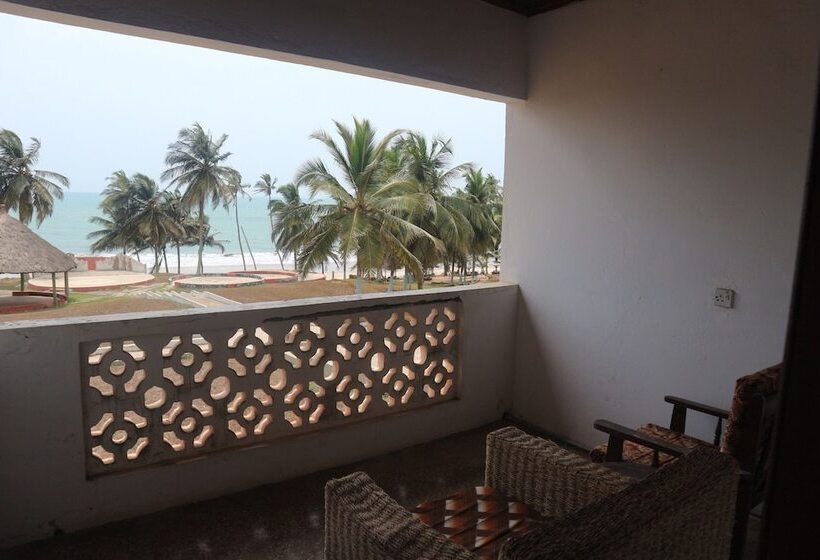 Отель Tills Beach