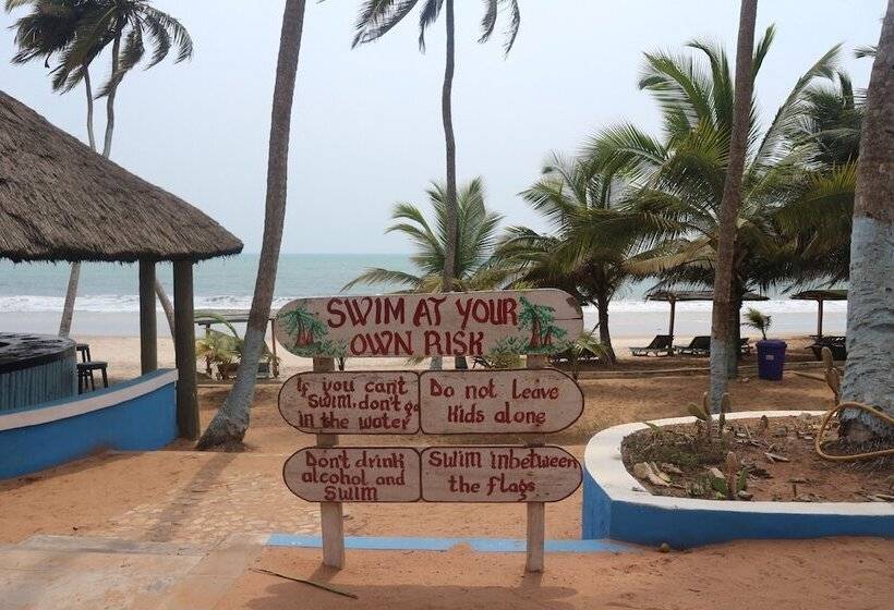 Отель Tills Beach