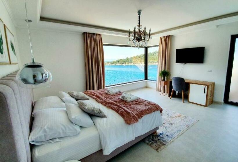 פנסיון Augusta