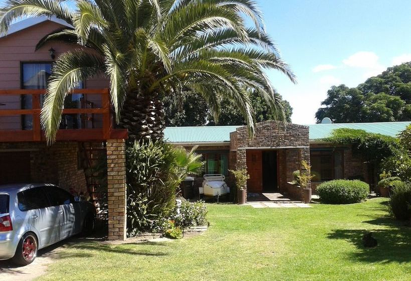 ホテル Little Lotta Cottage