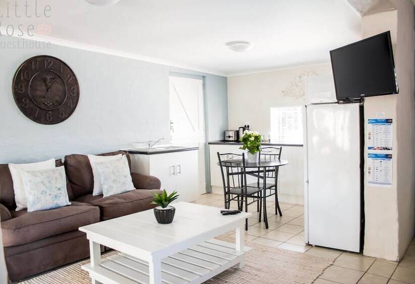هتل Little Rose Guesthouse & Self Catering