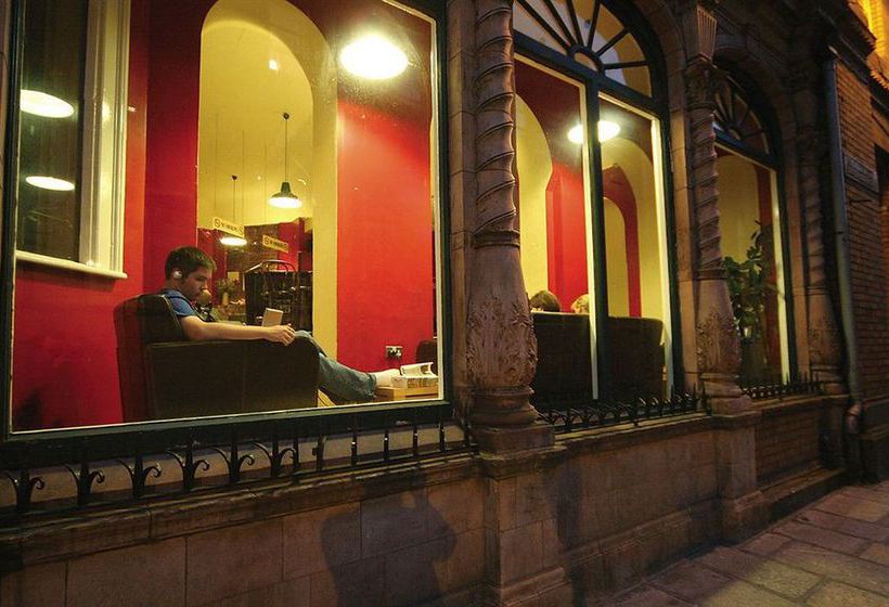 Avalon House Hostel