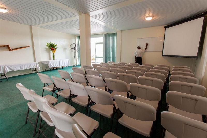 هتل Chantilly S On The Bay