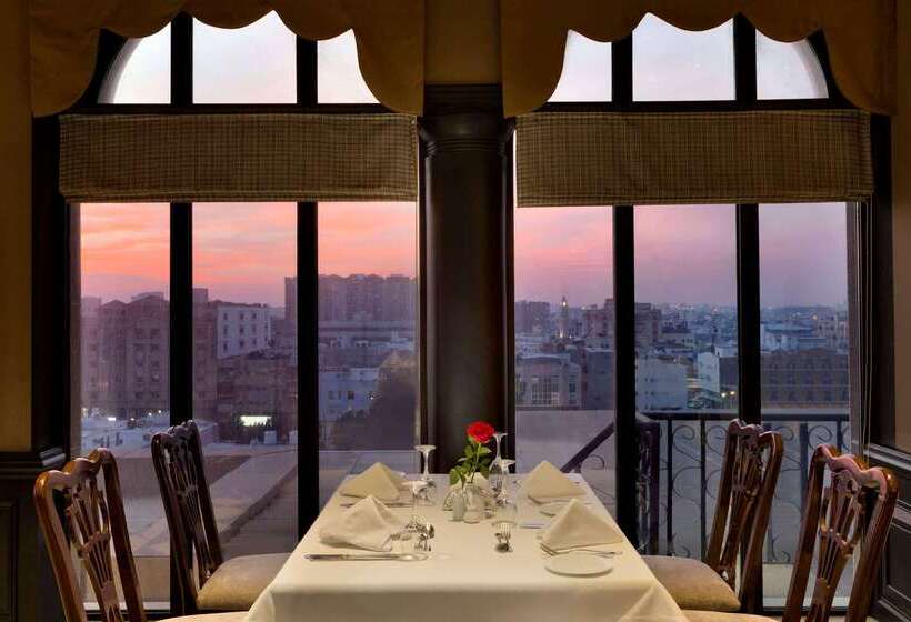 هتل Hawthorn Suites By Wyndham Al Khobar