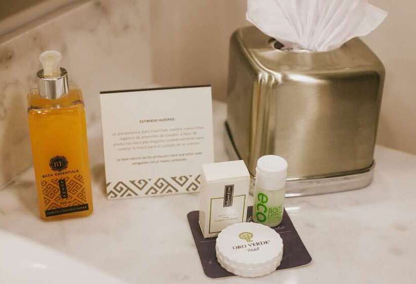 هتل Oro Verde Manta