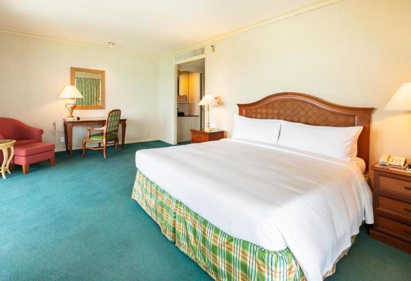 هتل Pacific Star Resort And Spa