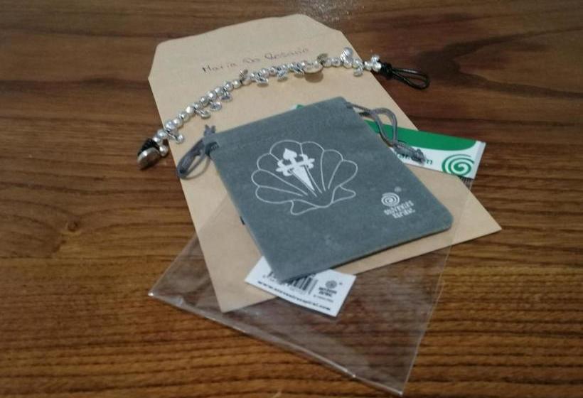 هاستل Pensión Alecer