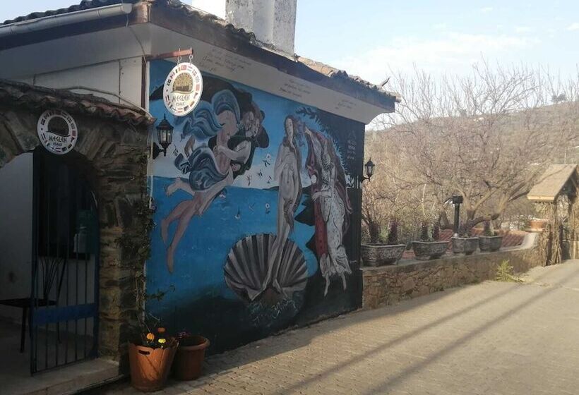호텔 Meglen Konak
