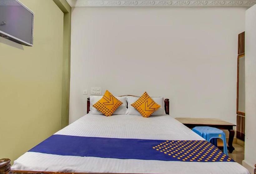 فندق Spot On 64765 Gangotri Lodge