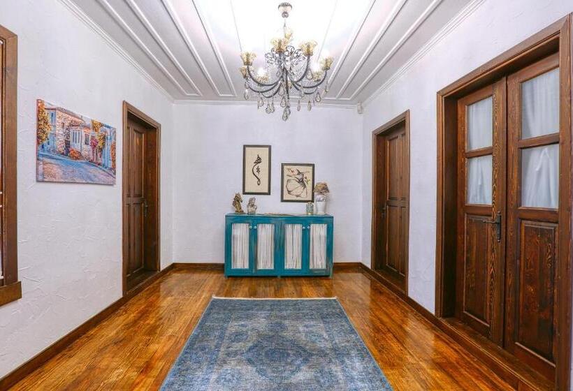 هتل Trilye Bay C Konak
