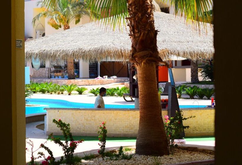 Doubletree By Hilton Sharm El Sheikh  Sharks Bay Resort