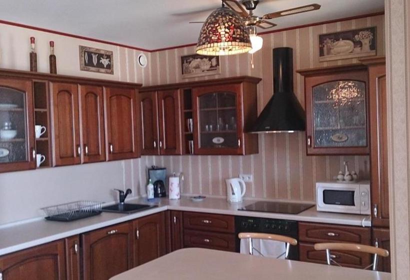 هتل Babka Wieżowiec Noclegi